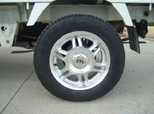 Picture of tire with Mini-truck Rim #U4100 